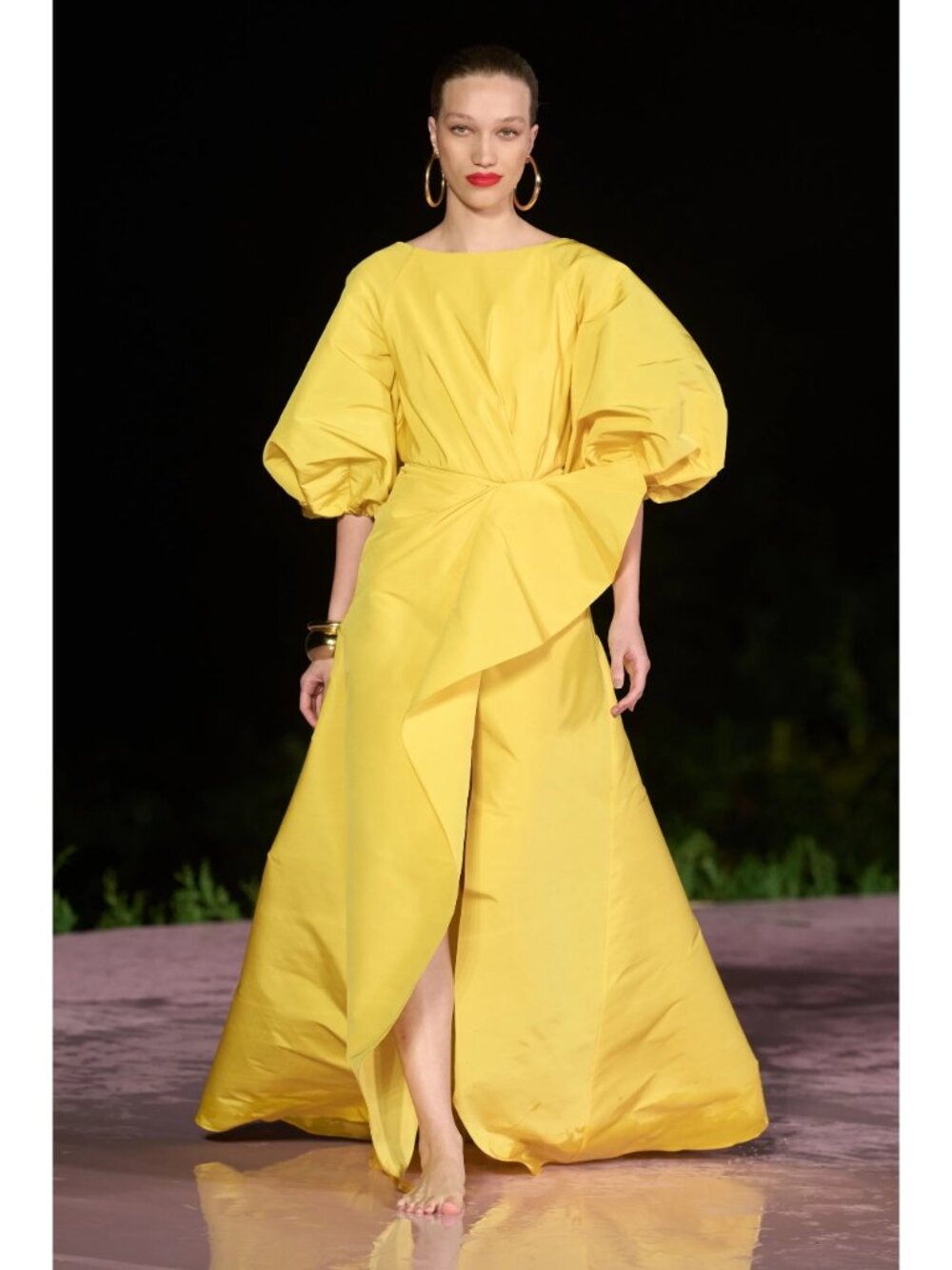 NWT Carolina Herrera Silk Sarong Gown Taxi Cab Yellow Puff Sleeve Maxi Dress Sz - Picture 8 of 13